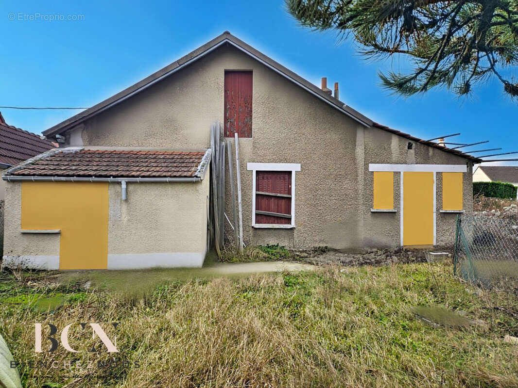 Maison à GROSLAY