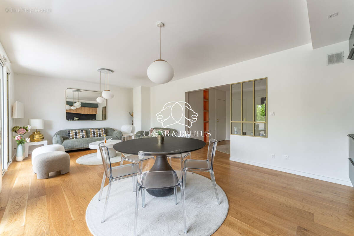 Appartement 75 m² à Charbonnieres-Les-Bains  - photo 3