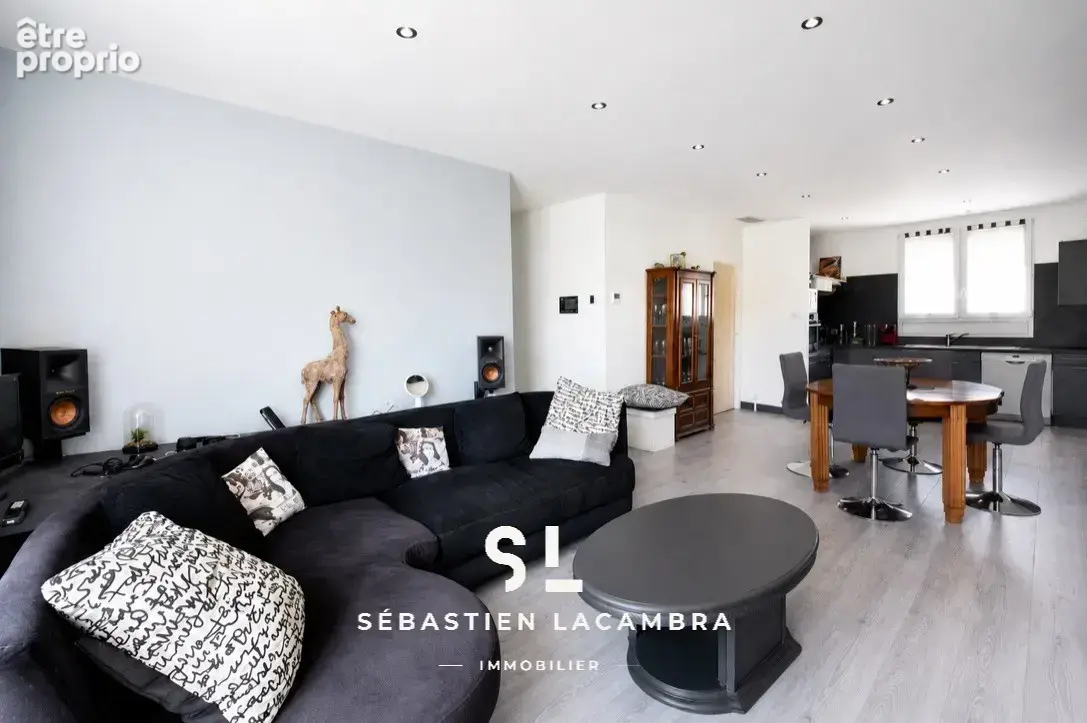 Maison de ville avec appartement indépendant   Habitez à l’étage, louez le rez-de-chaussée - photo 6