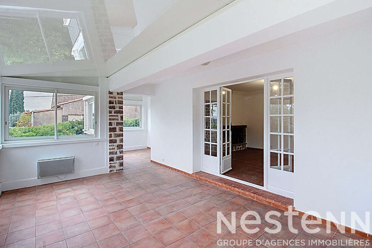 A VENDRE DRAGUIGNAN - Maison 2 LOGEMENTS - 264 m²  sur 968 m² de terrain - photo 3