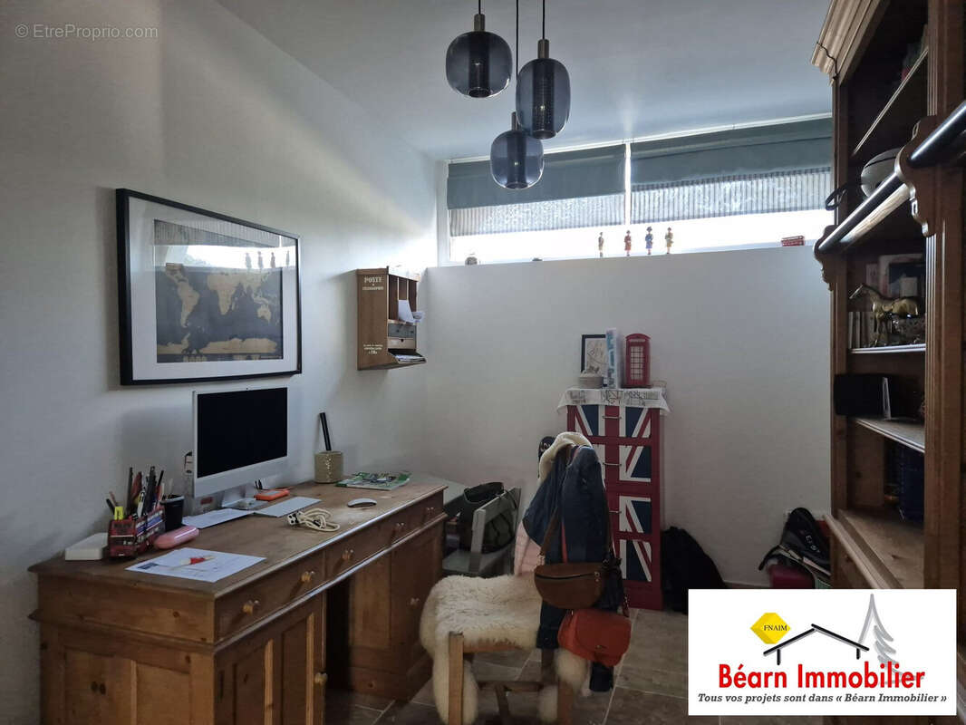 Maison à L'HOPITAL-D'ORION