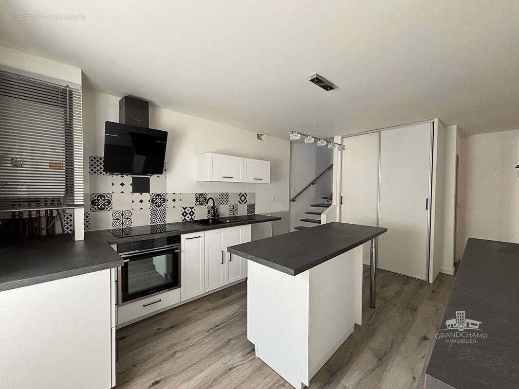 Maison à TREILLIERES