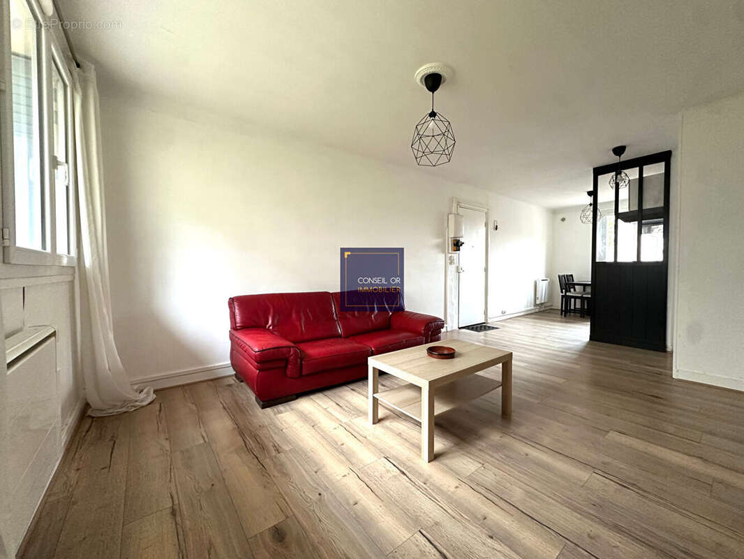 Appartement à OULLINS