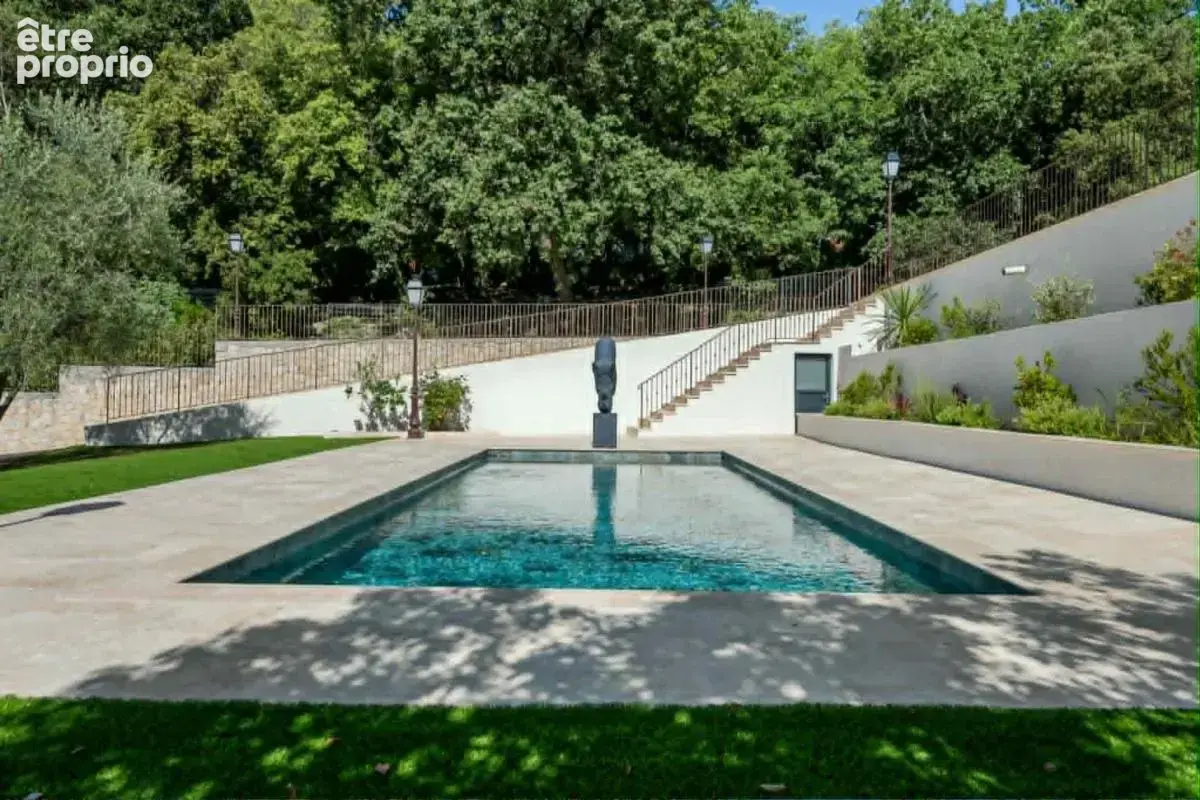 Villa renovee de 300m2 - 06330 roquefort-les-pins - photo 2