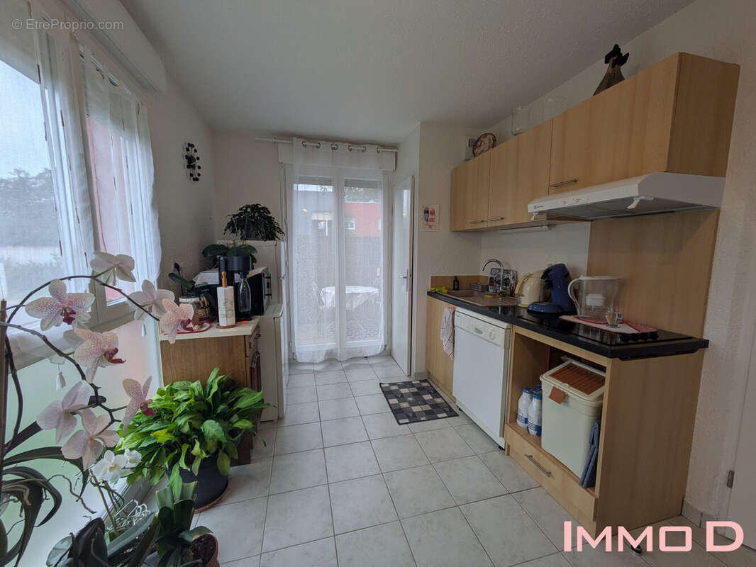 Appartement à THAON-LES-VOSGES