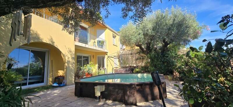 Maison à LA FARLEDE