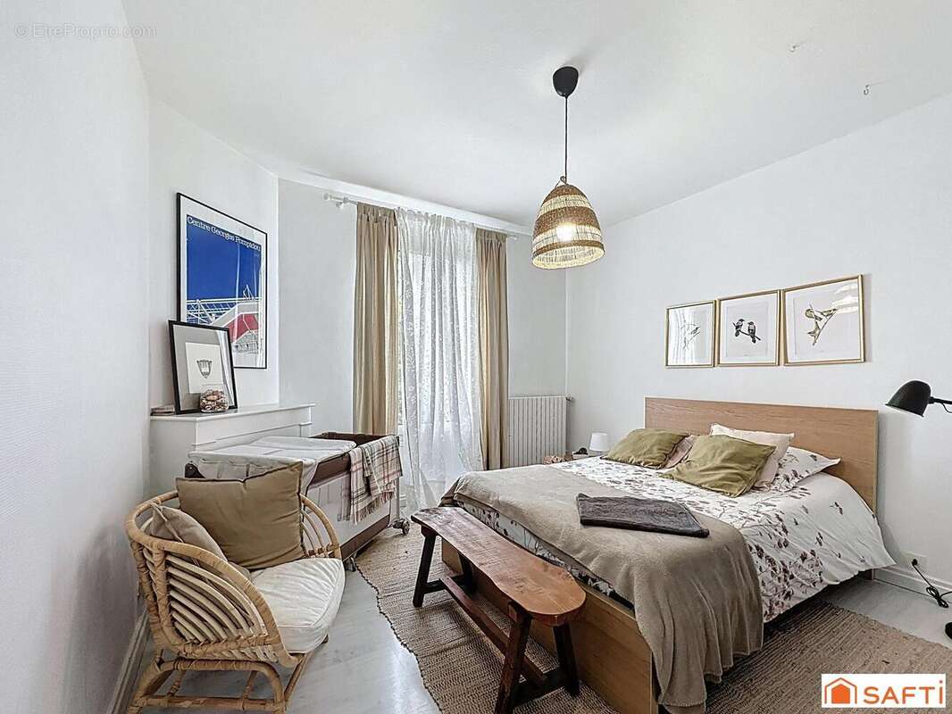 Photo 9 - Maison à VILLENEUVE-SUR-YONNE