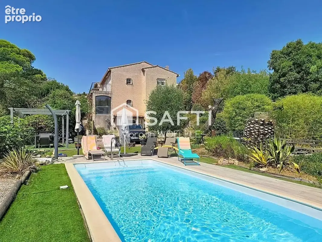 Photo 1 - Appartement à FREJUS