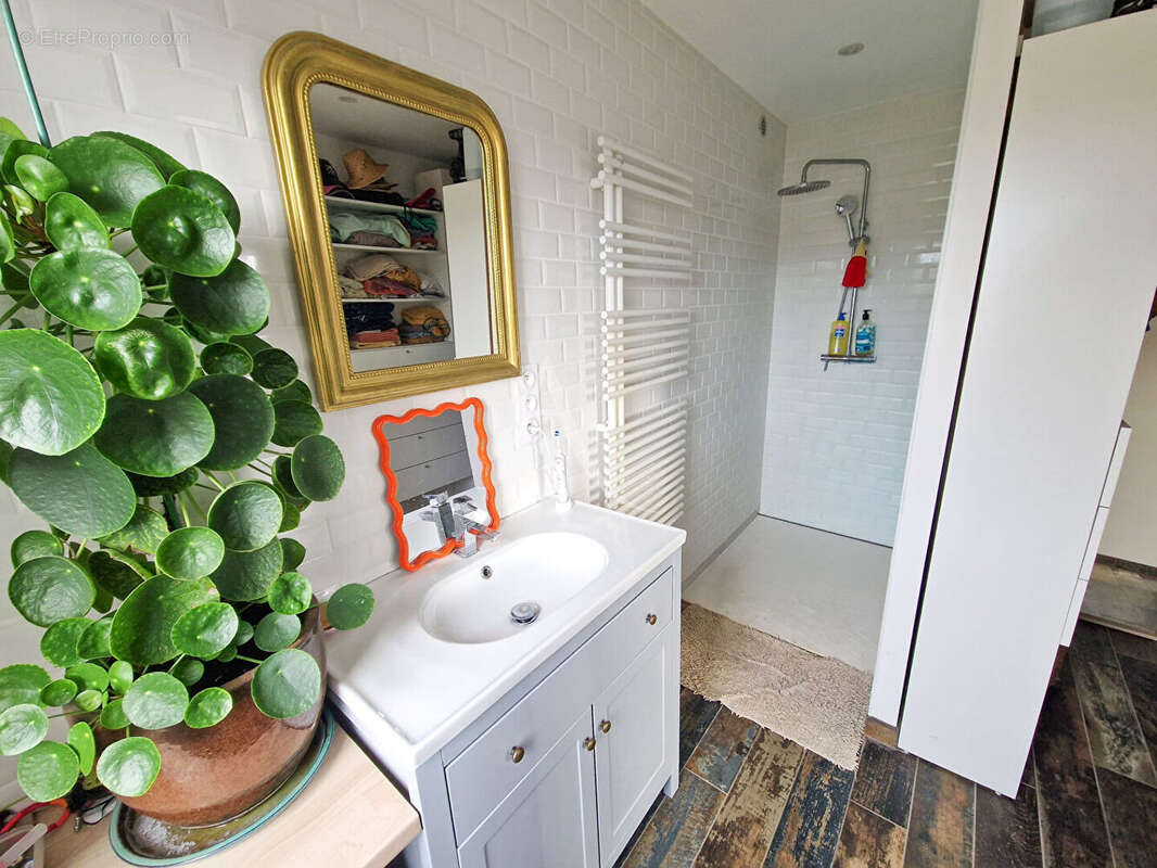 Maison à DOUE-LA-FONTAINE