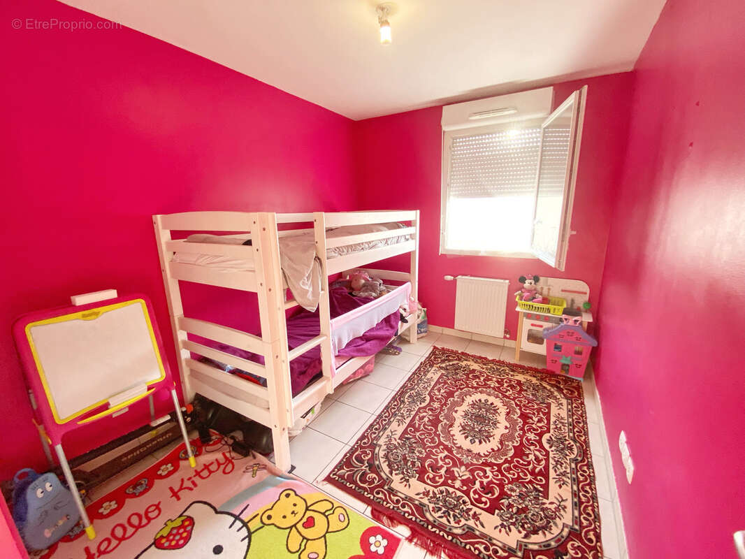 Appartement à SAINT-FONS