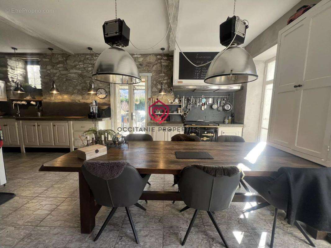 Maison à SAINT-BEAT