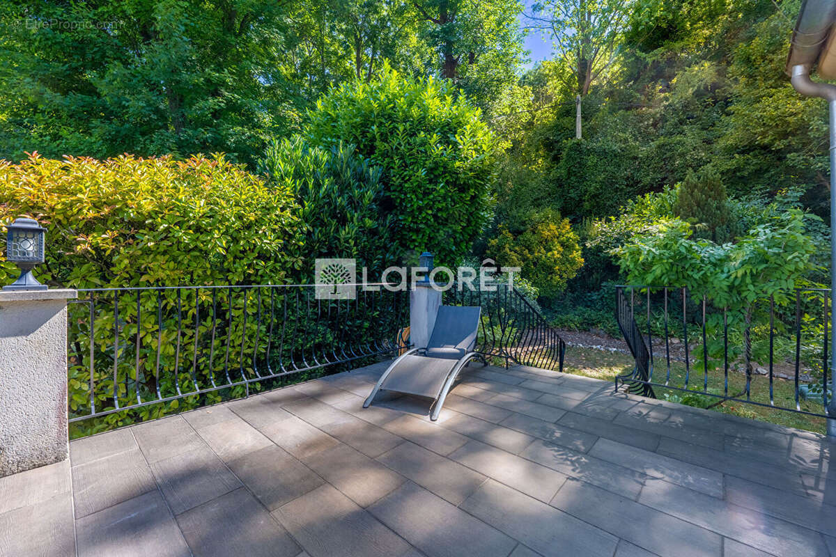 Maison à SERAINCOURT