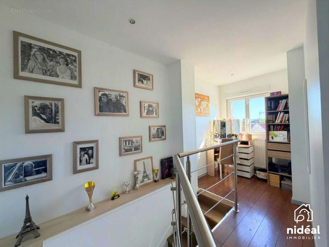 Maison 130 m² à Maresches  - photo 7