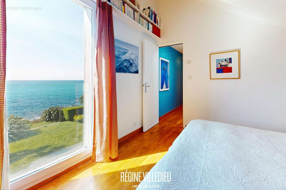 Maison à FERMANVILLE