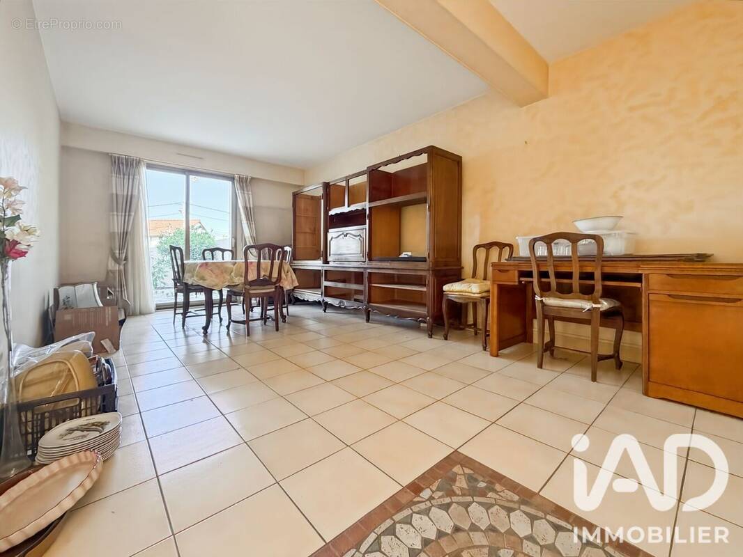 Photo 1 - Appartement à NEUILLY-PLAISANCE