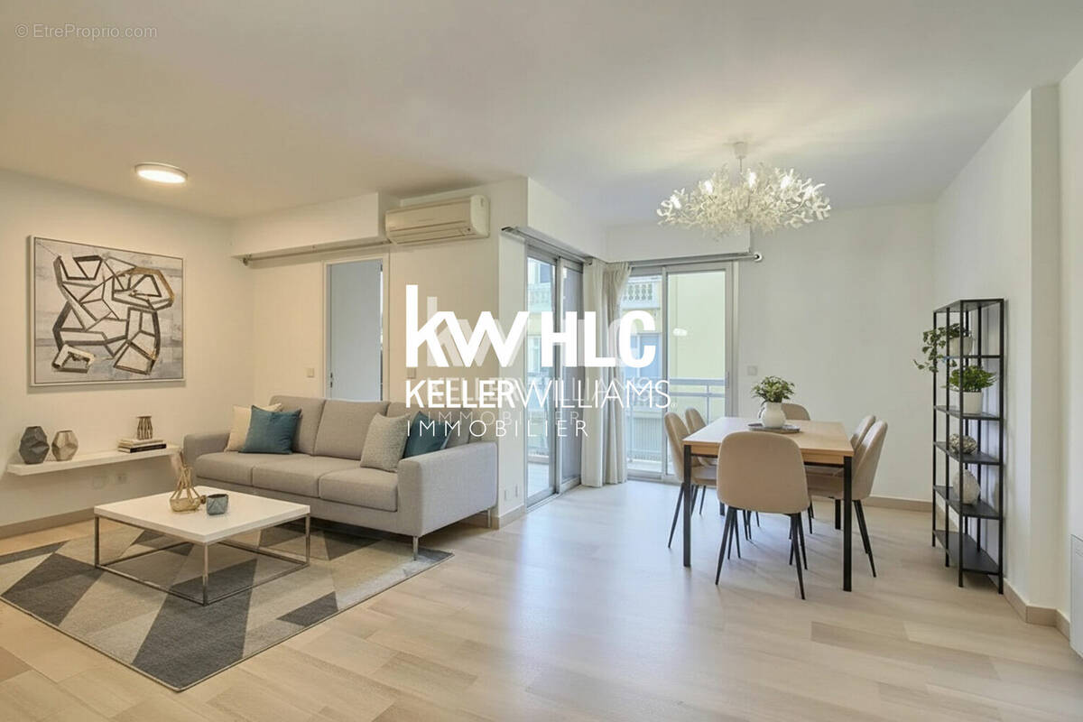 Photo remeublé grâce à l'IA - Appartement à CANNES
