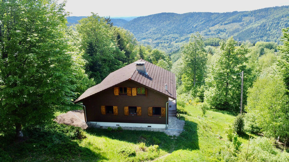 Maison à SERVANCE