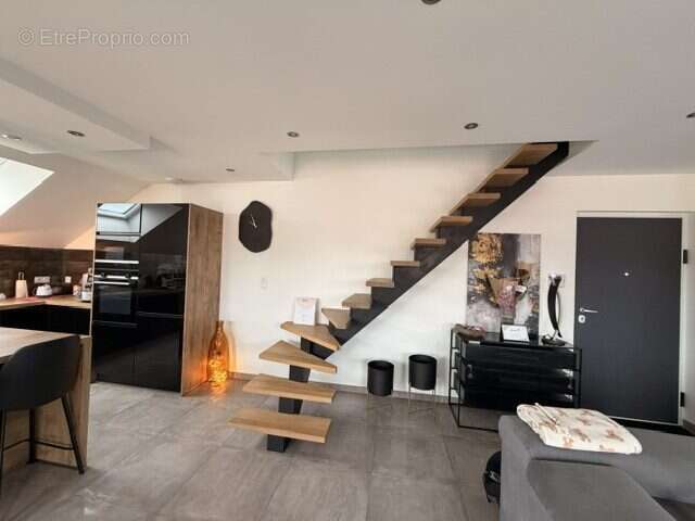 Appartement 82 m² à Houtaud  - photo 4