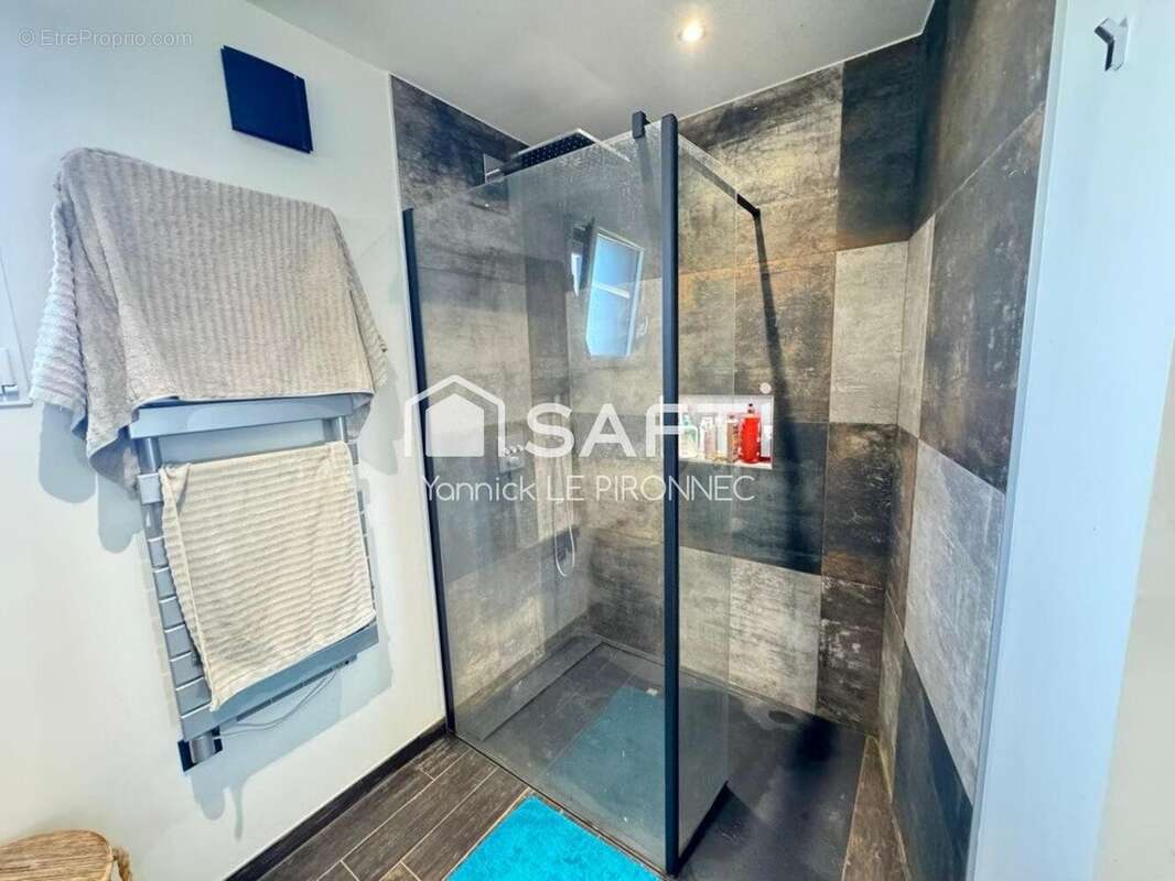 Maison 121 m² à La Trinite-Surzur  - photo 9
