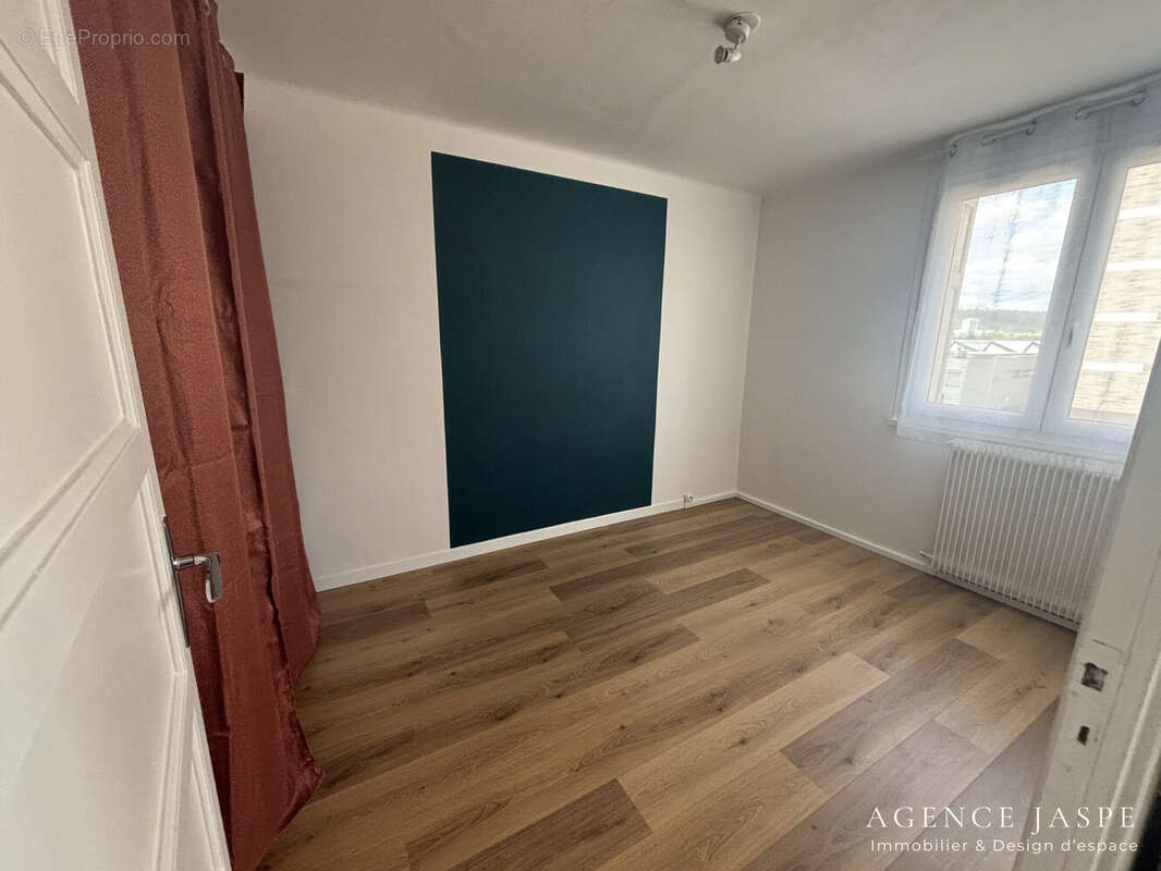 Appartement 37 m² à Saint-Etienne  - photo 3