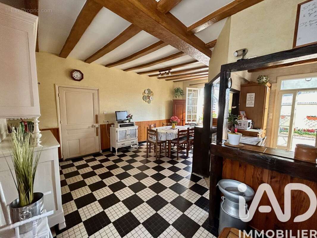 Photo 3 - Maison à ALLONNES