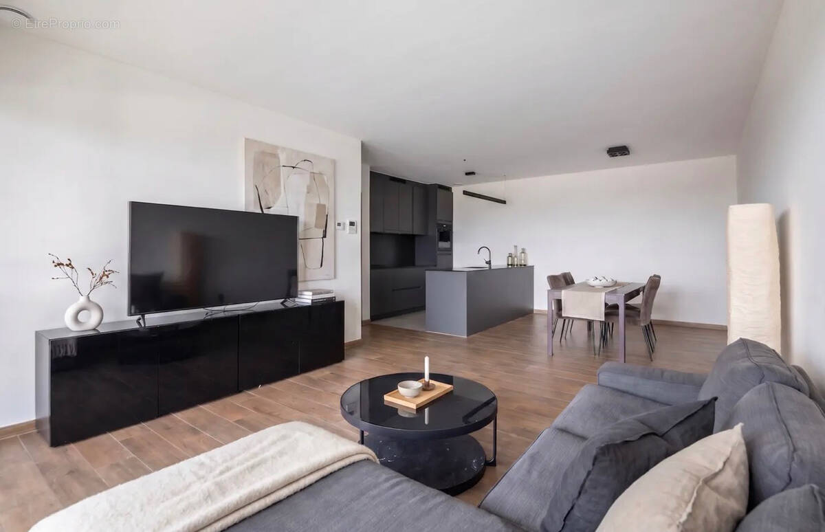 Appartement à NANTERRE