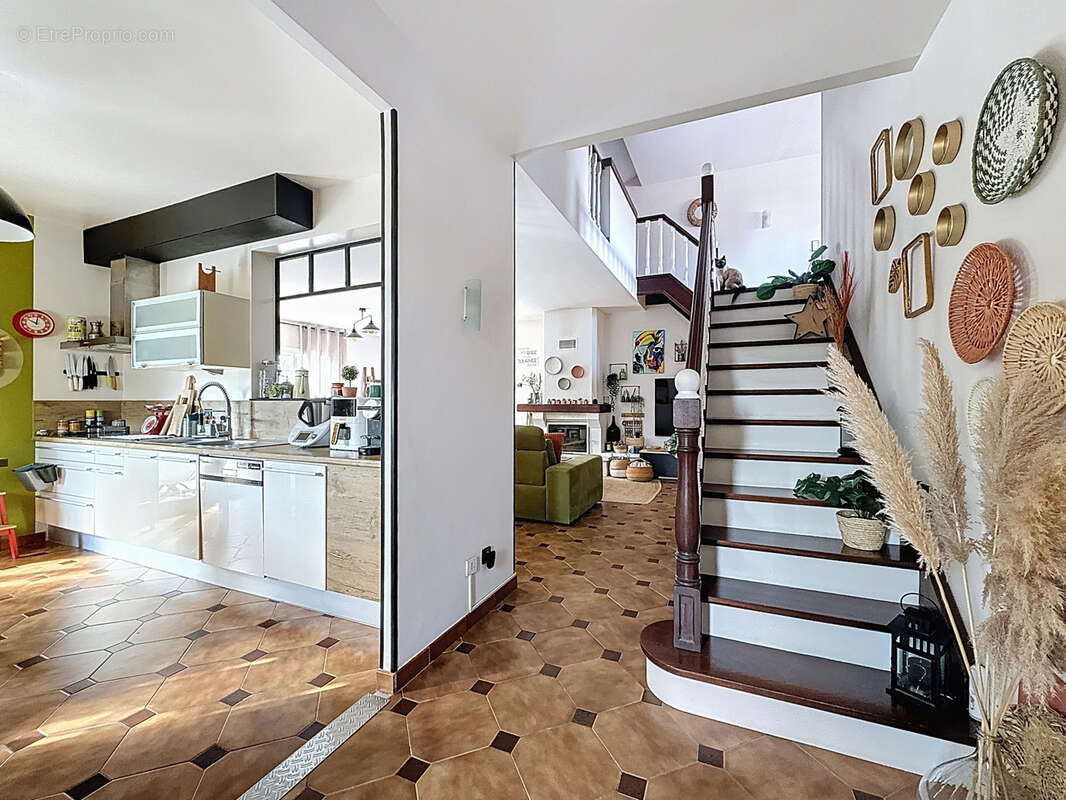 Maison à VILLENEUVE-DE-LA-RAHO