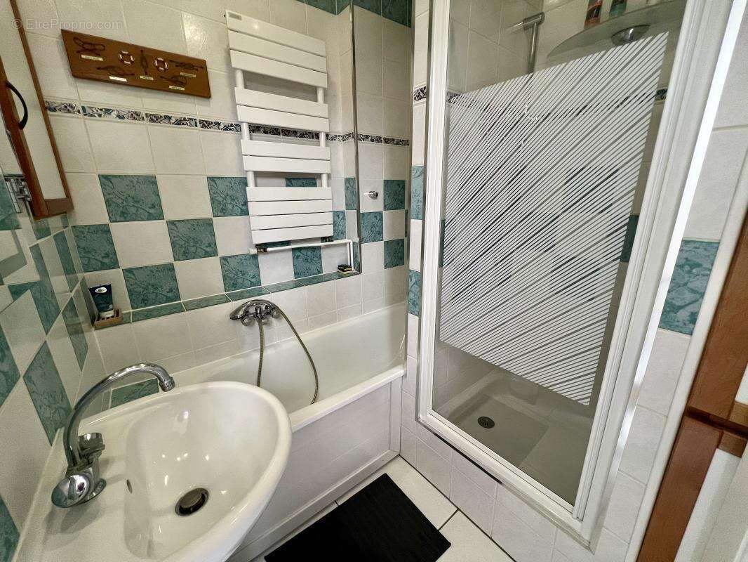 Appartement à MARSEILLE-16E