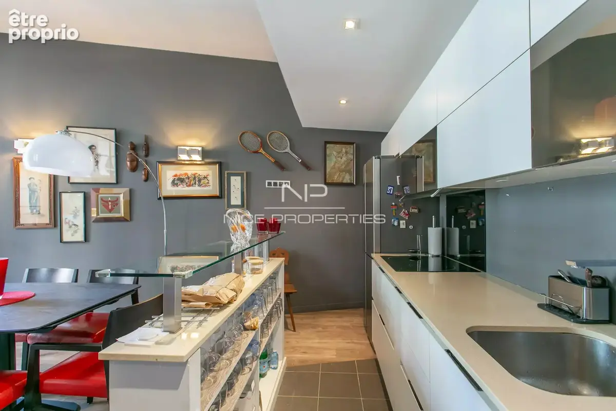 Nice Bas Gambetta, élégant 3 pièces rénové avec cave à deux pas de la mer - photo 7
