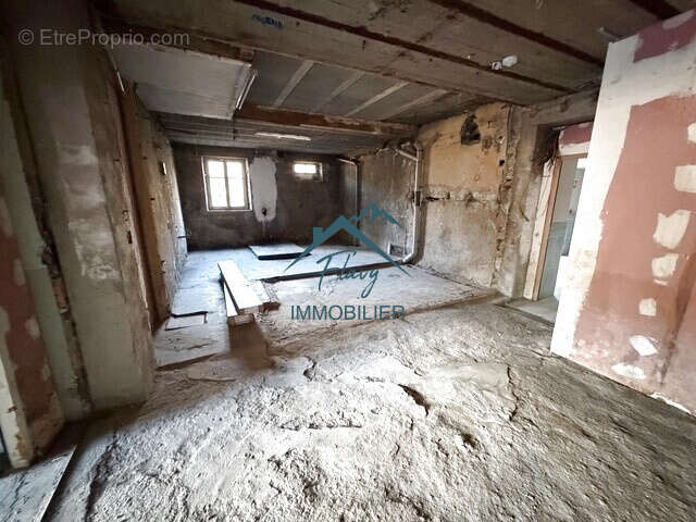 Lot avec terrasse privative - Lot à aménager - photo 3