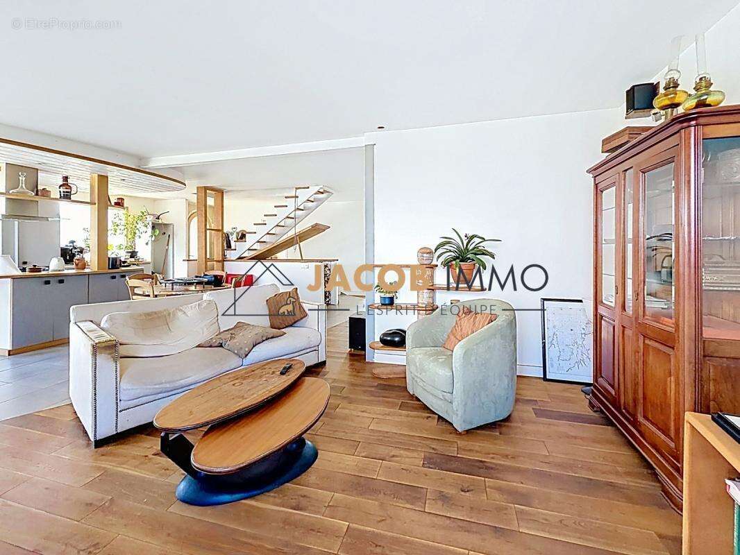 Maison-Appartement lumineuse avec rooftop, jardin et vue dégagée sur Saint-Renan - photo 6
