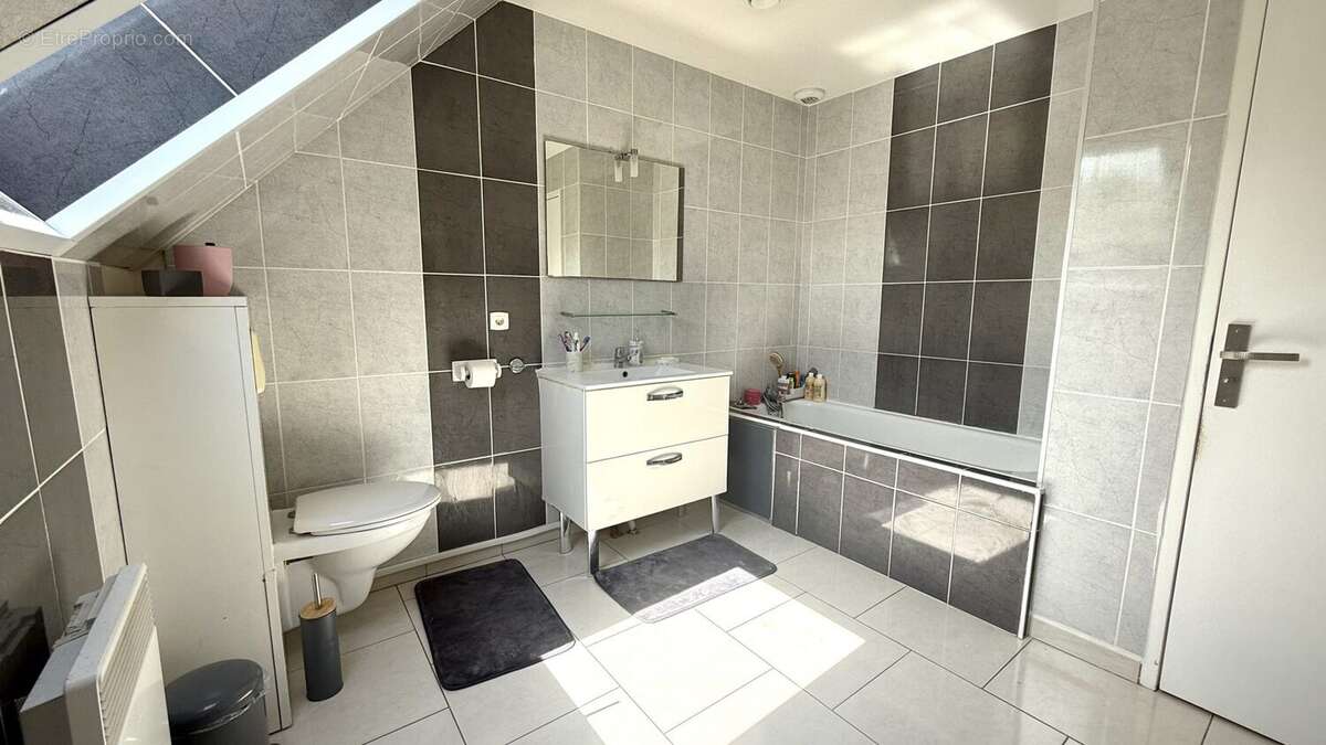 Maison à MANTES-LA-VILLE