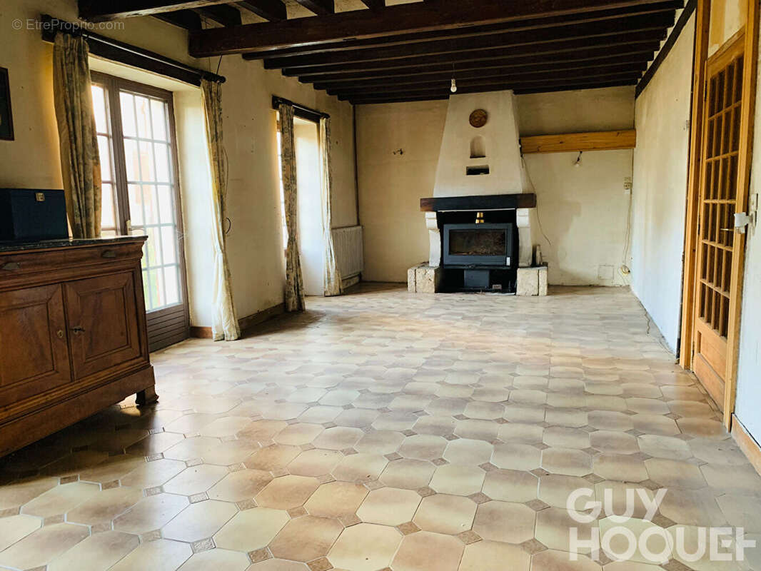 Maison à CLOYES-SUR-LE-LOIR