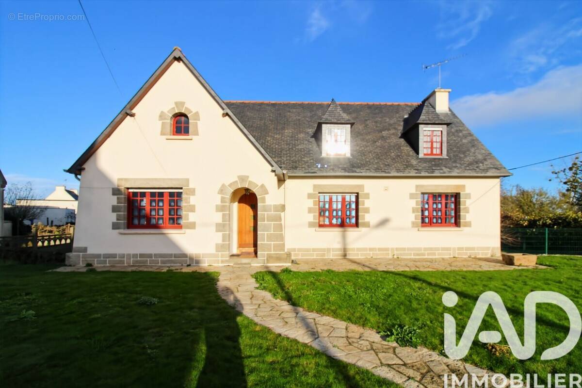 Photo 1 - Maison à PLOUFRAGAN