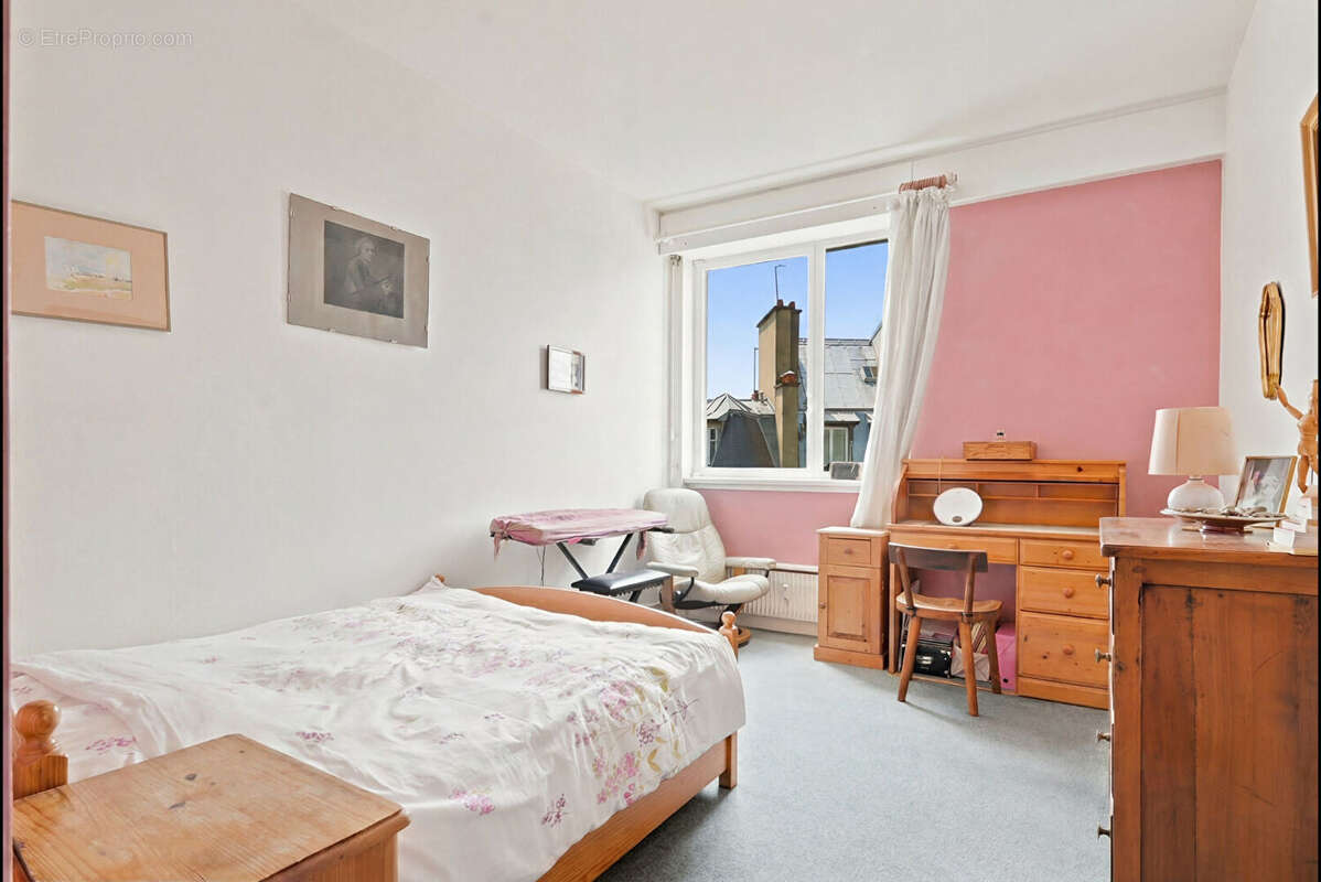 Appartement à PARIS-5E