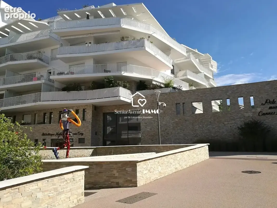 Appartement 3 pièces 70 m² à vendre à Cannes (06400) - photo 3