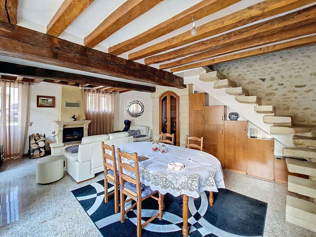 Maison à CLERY-EN-VEXIN