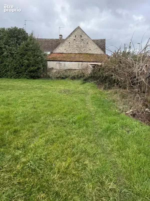 terrain à construire vendu viabilisé et tout clôturé de 740 m² - photo 9