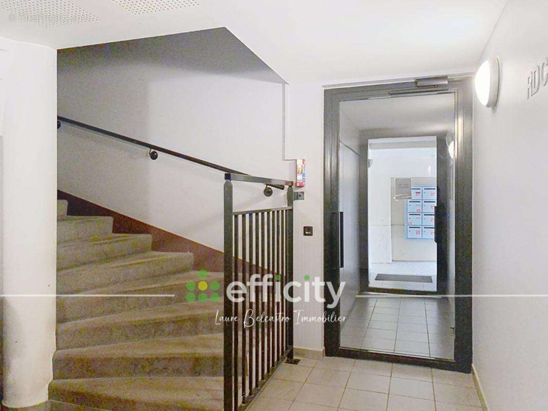 Appartement à BRIE-COMTE-ROBERT