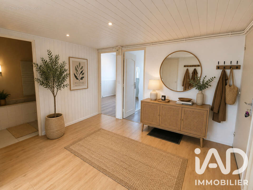 Appartement 75 m² à Merignac  - photo 3