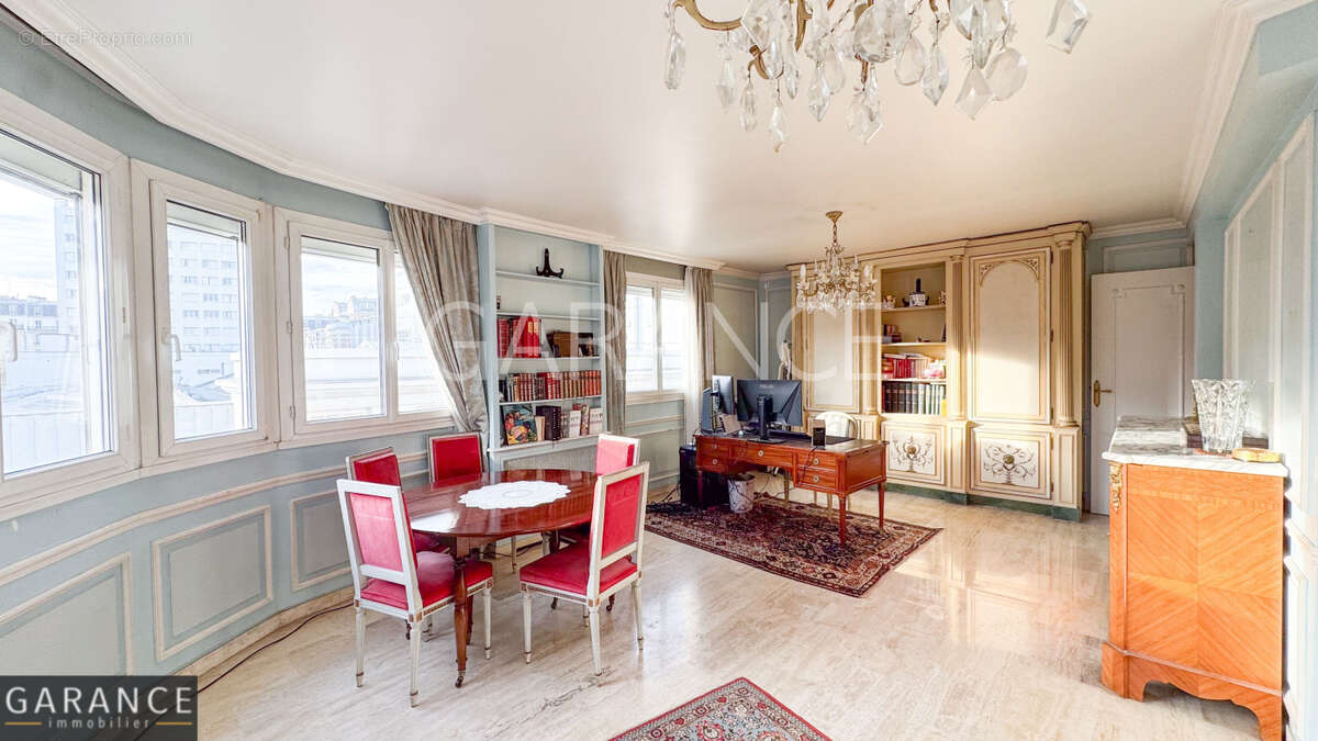 Appartement à PARIS-12E