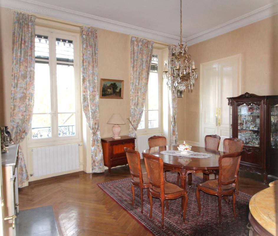 Appartement à LYON-7E