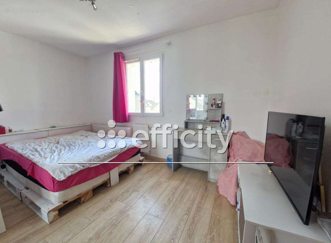 Maison à VILLEPARISIS