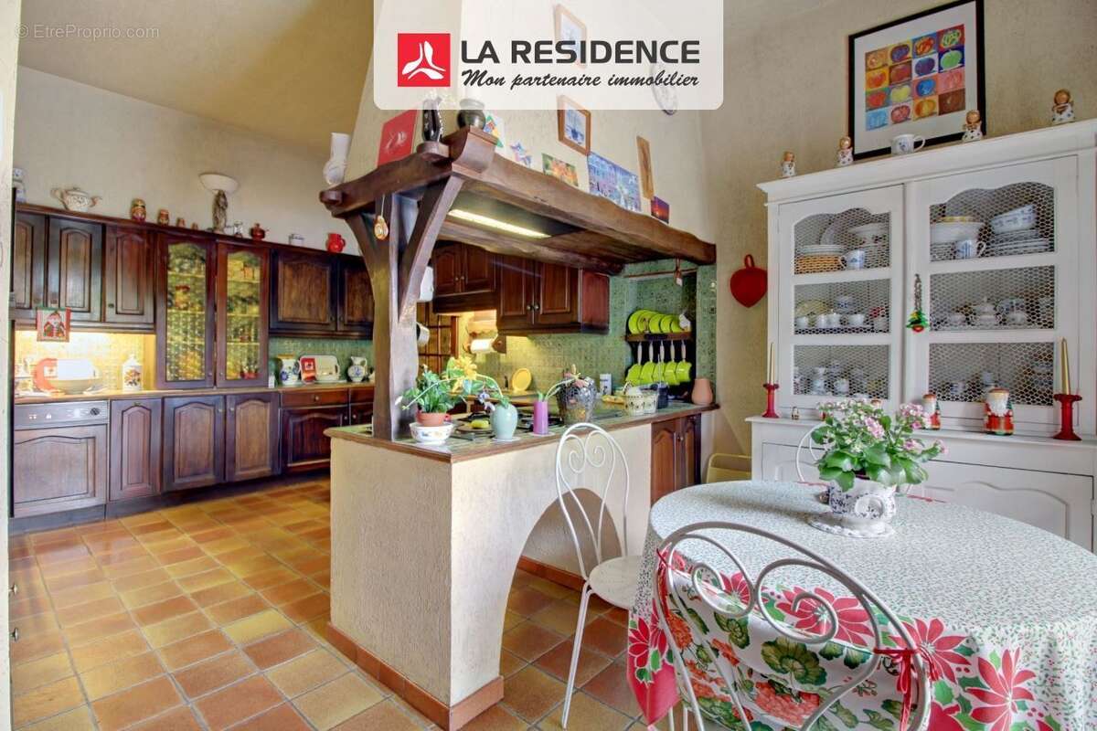 Maison à BONNIERES-SUR-SEINE