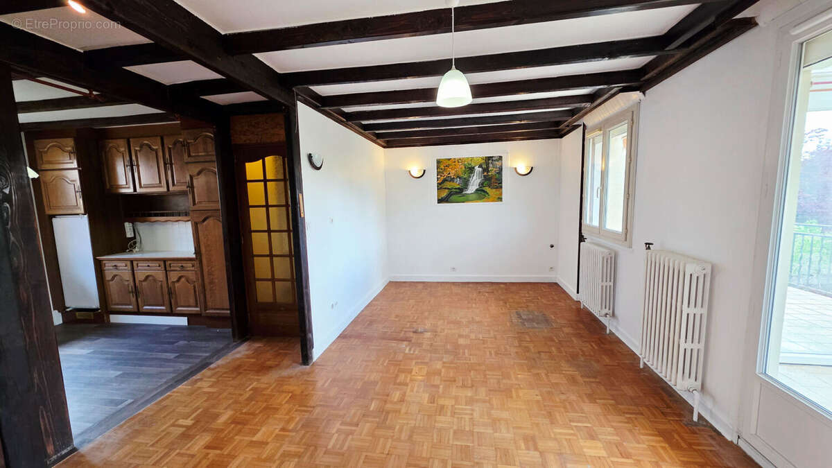 Maison à OYONNAX