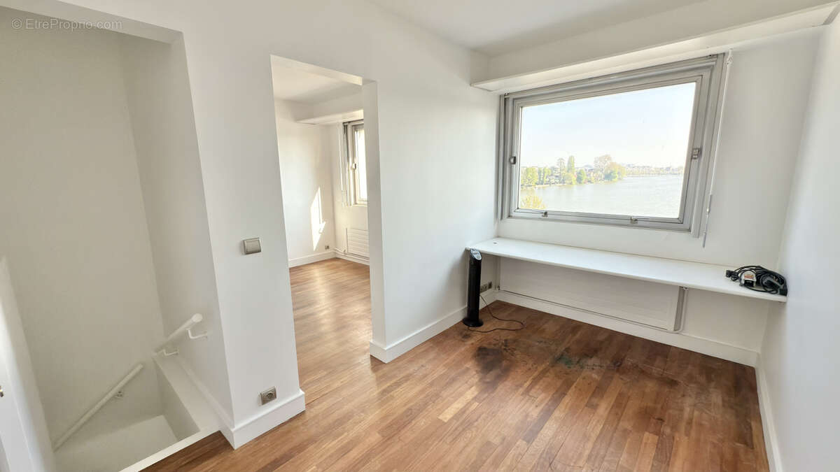 Appartement à ENGHIEN-LES-BAINS