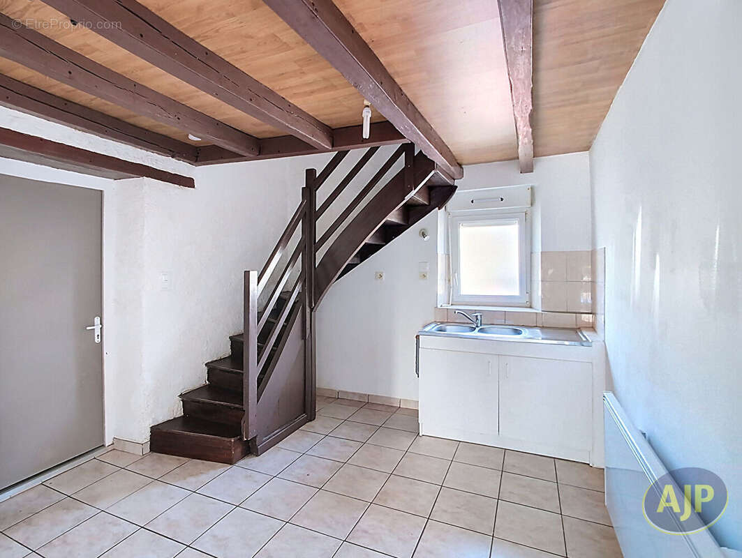 Maison à L'HERBERGEMENT