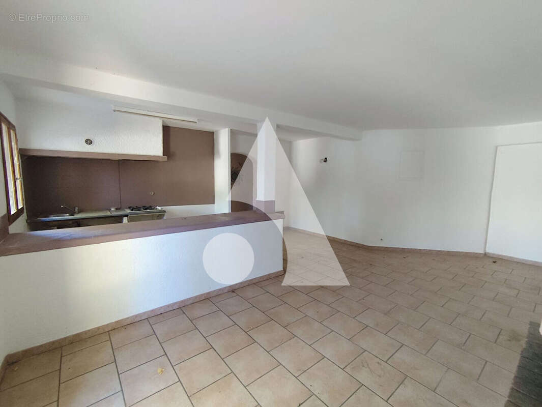 Appartement à PERTUIS
