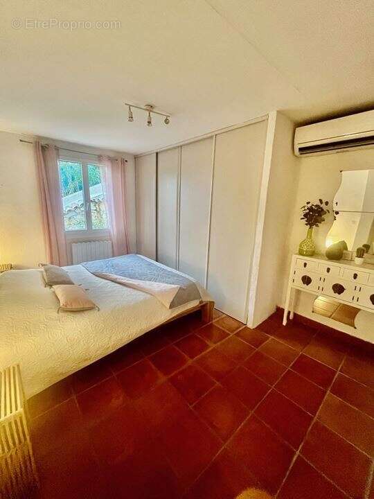 Maison à FREJUS