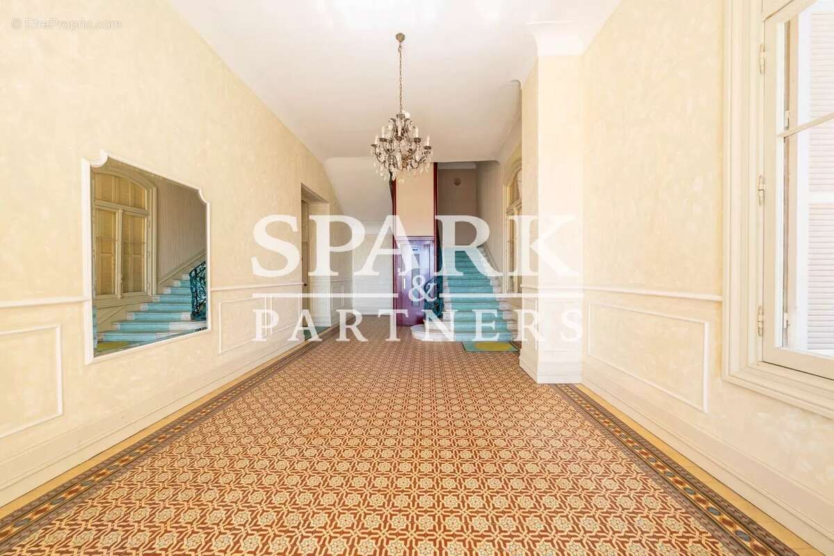 Appartement à BEAULIEU-SUR-MER